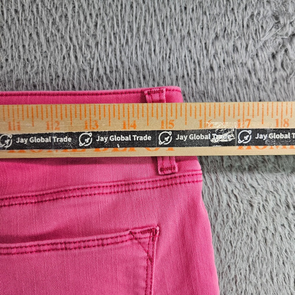 Chicos Perfect Stretch Girlfriend Slim Capri Pink Frayed Hem Pants 0.5 US 6 NEW - Picture 8 of 10